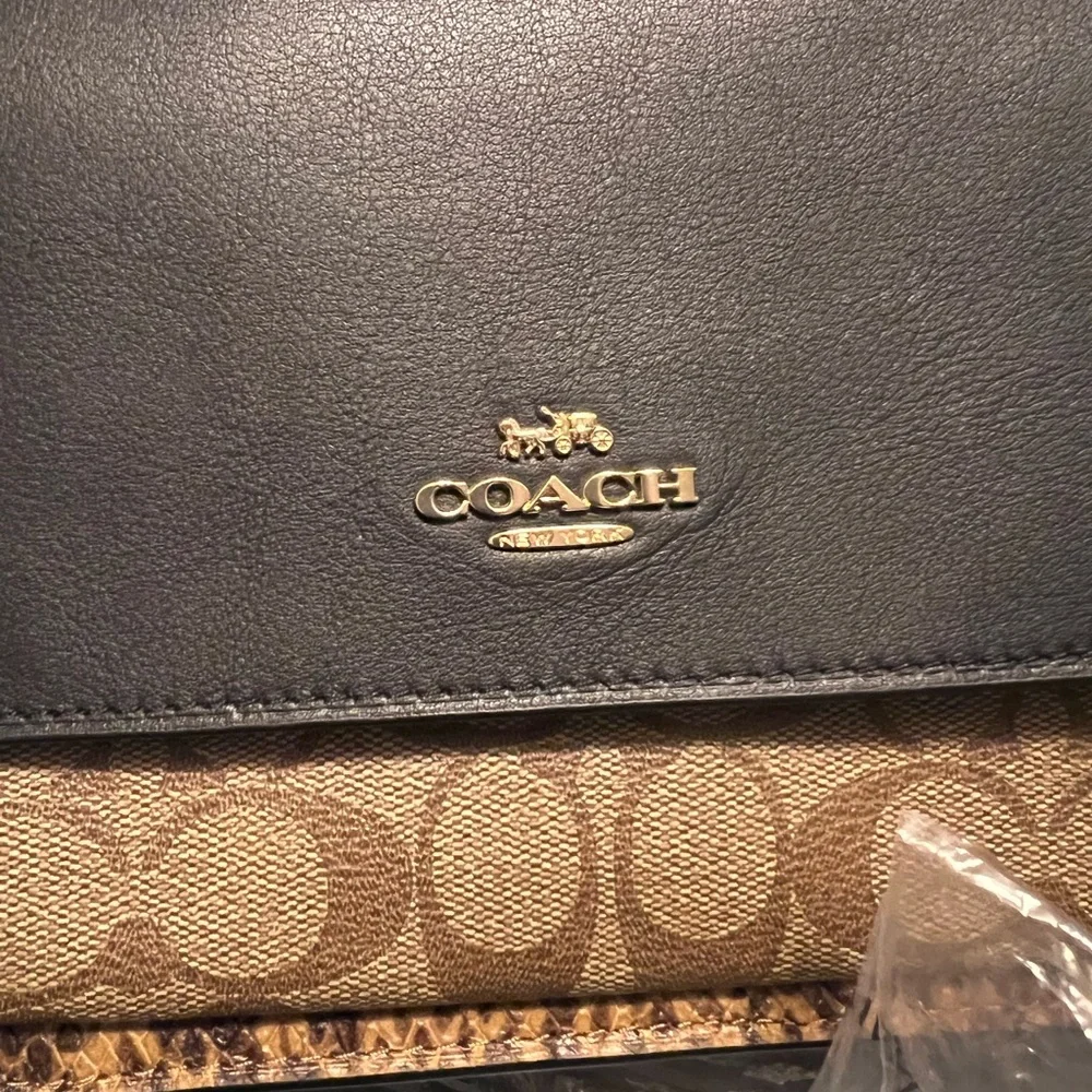 Authentic Coach Black & Brown Crossbody Bag with Matching Wallet - Picture 14 of 16